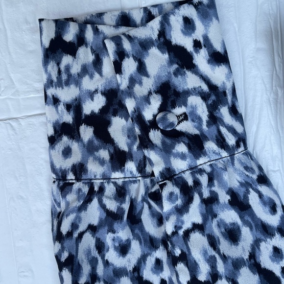 Leopard Print Wrap Top - Picture 6 of 6